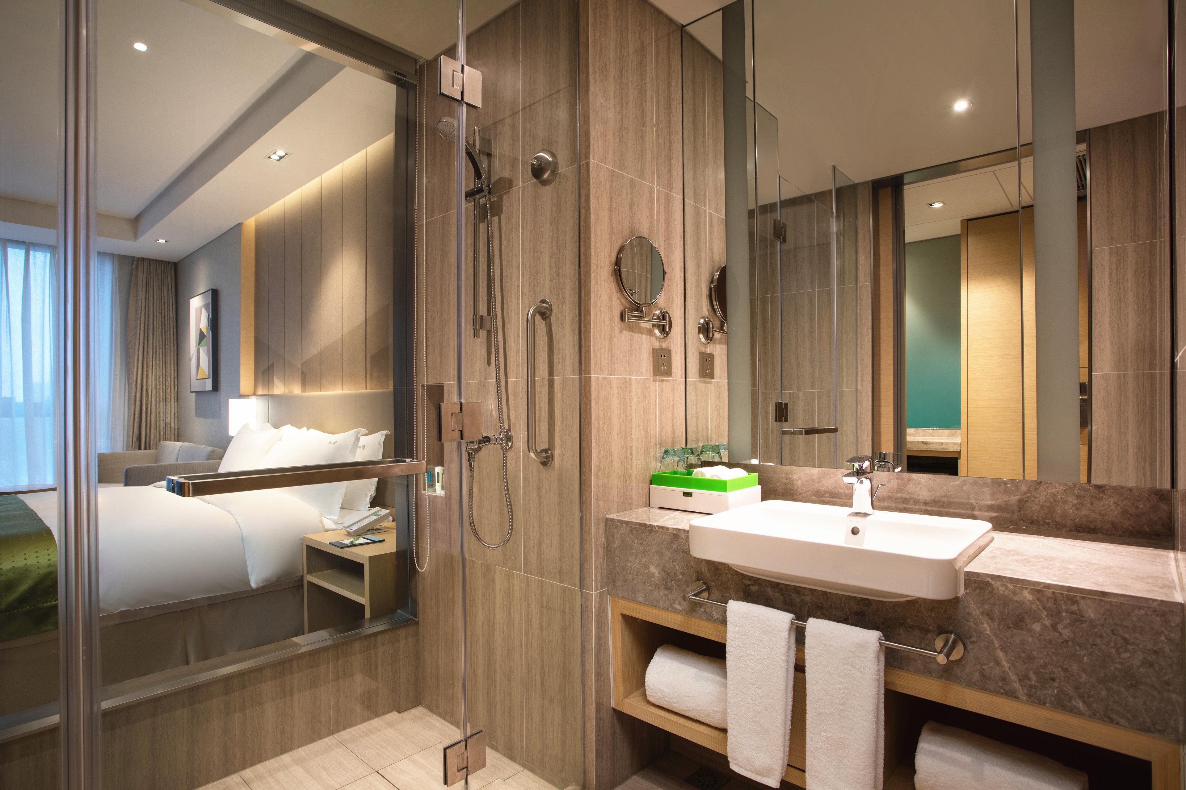 Holiday Inn Wuxi Taihu New City By Ihg Exterior photo