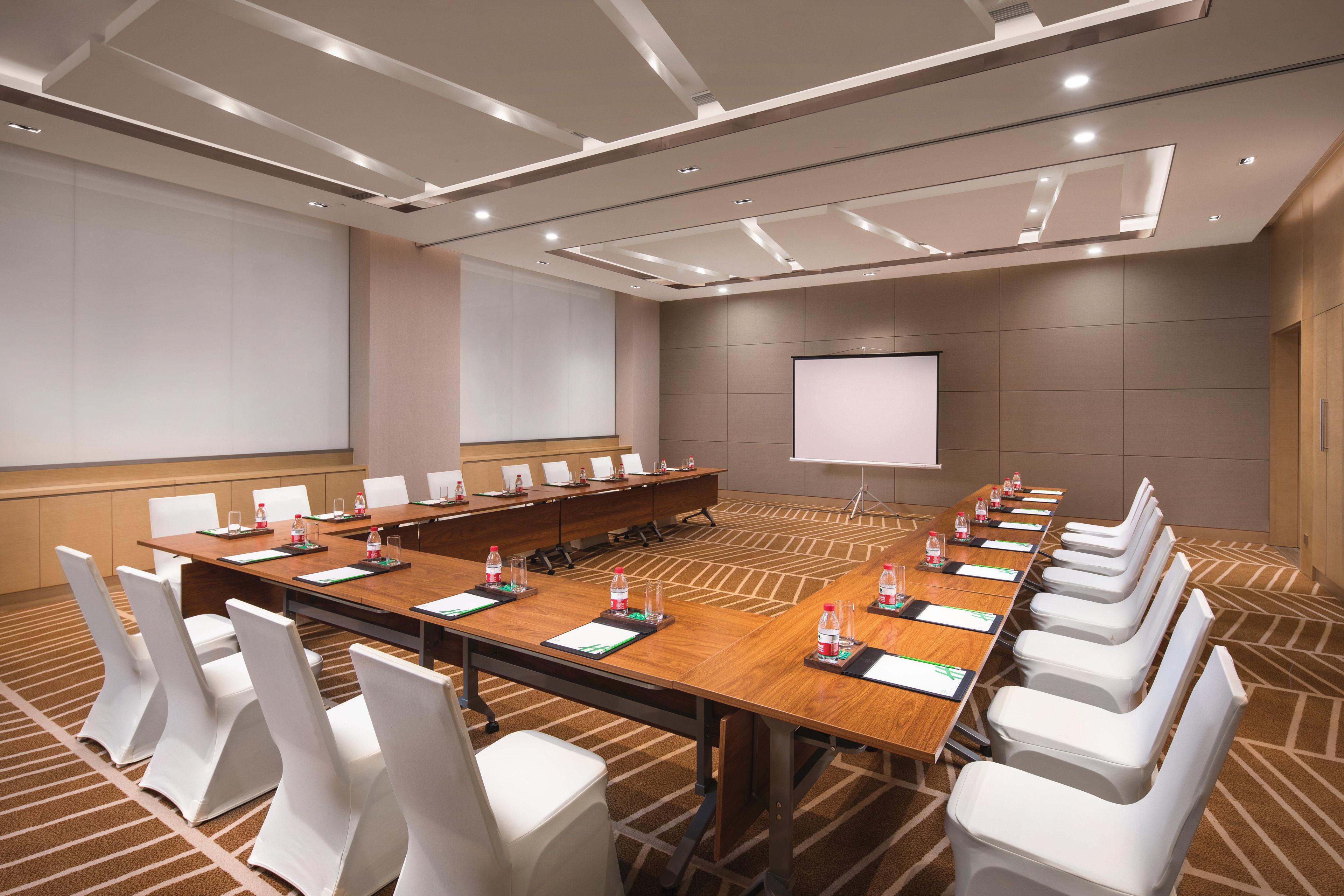 Holiday Inn Wuxi Taihu New City By Ihg Exterior photo
